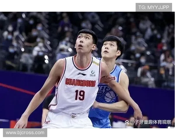 广东宏远中锋徐昕申请交易引发关注球队未来动向成焦点 广东宏远中锋徐昕申请交易引发关注球队未来动向成焦点